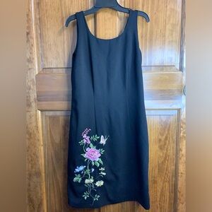 Women’s size 4, B Moss Floral Embroidered Black Dress